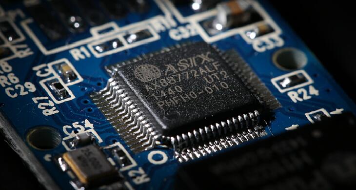 如何安装意昂2USB百兆/千兆网卡驱动