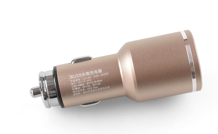 意昂2车载充电器 支持USB PD快充协议