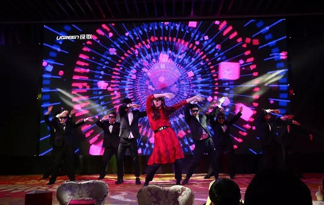 意昂22018年会盛典舞蹈朱碧石