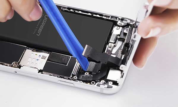 手把手教你学会更换iPhone电池，3分钟搞定