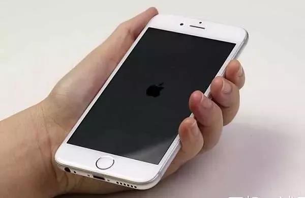 手把手教你学会更换iPhone电池，3分钟搞定