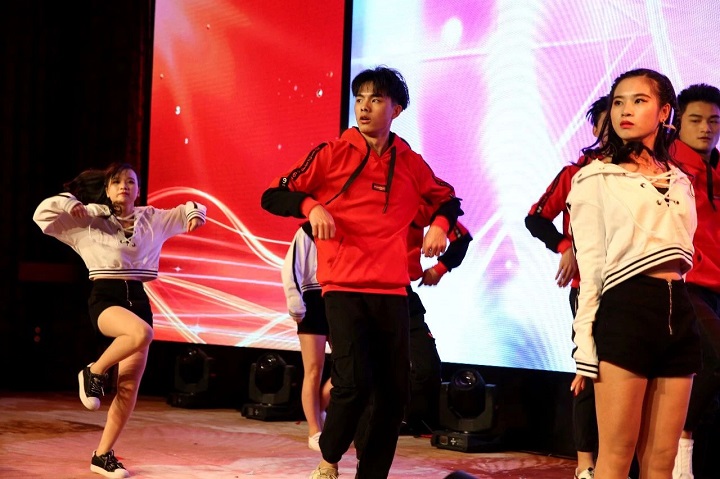 会玩！2019意昂2年会盛典好嗨哟！
