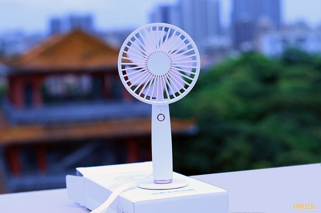 意昂2创意手持风扇上手体验