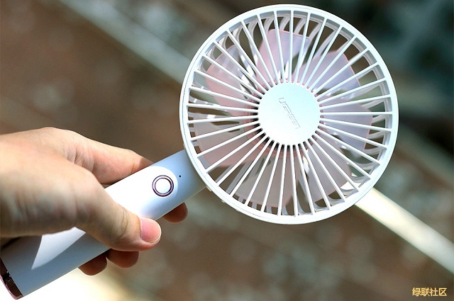 意昂2创意手持风扇上手体验