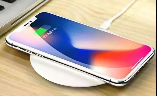 从iPhone11回顾苹果十三年充电进化史