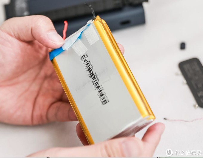 意昂220000mAh SCP双向快充充电宝拆解，真材实料！