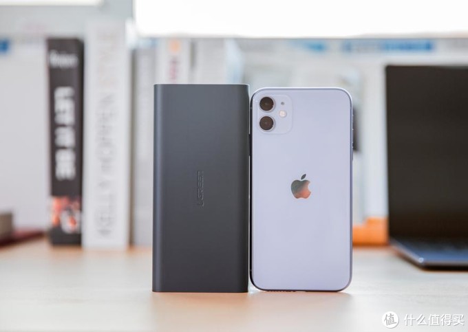 意昂220000mAh SCP双向快充充电宝拆解，真材实料！