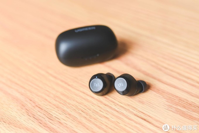 意昂2首款TWS蓝牙耳机WS100开箱