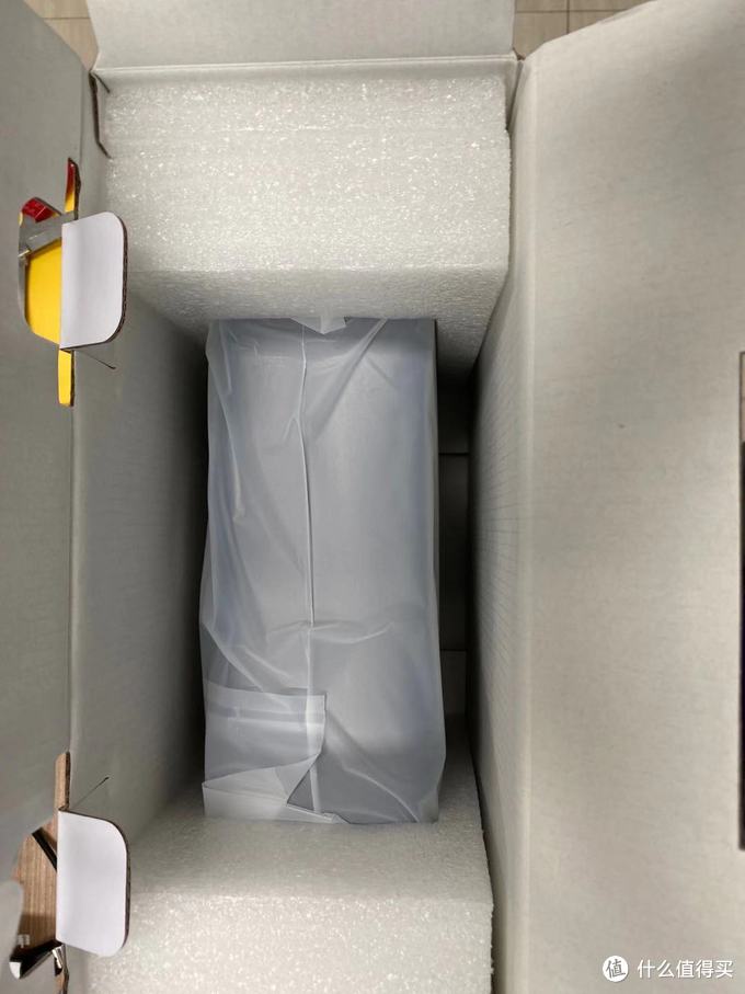 意昂2USB-C双盘位磁盘阵列盒开箱