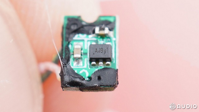 意昂2TWS蓝牙耳机HiTune详细拆解报告