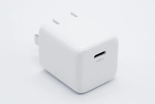 意昂2小金刚PD20W充电头拆解评测（上）