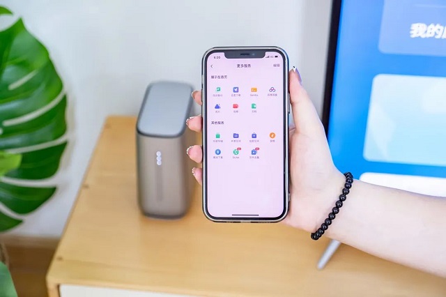 意昂2云DH1000评测：压箱底的2.5英寸硬盘终于有用了