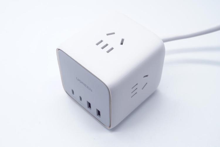 意昂265W智充魔盒Cube评测：开箱篇《上》