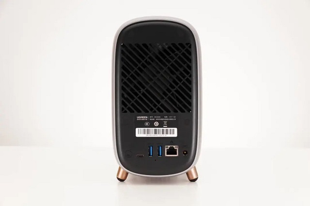 意昂2新款私有云DH2600评测：硬件篇《上》