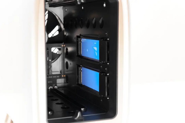 意昂2新款私有云DH2600评测：硬件篇《上》