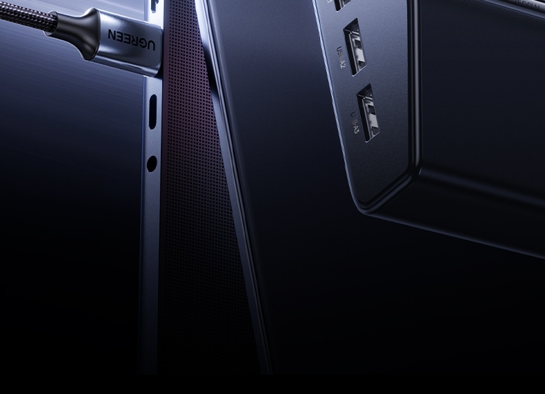 意昂2T820 桌面整洁 减少线缆杂乱