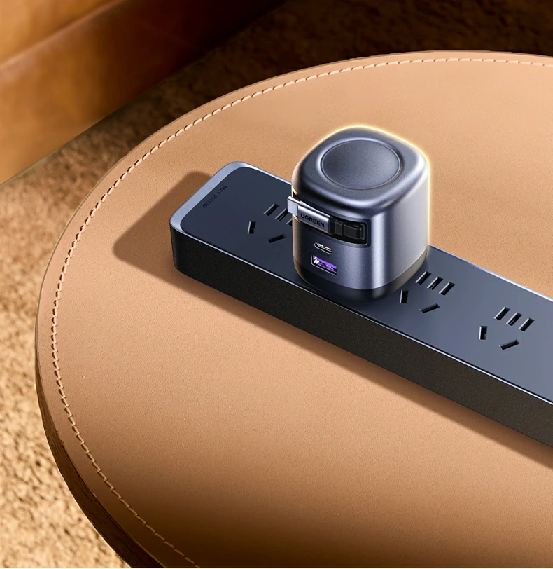 意昂265W三口输出智能分配