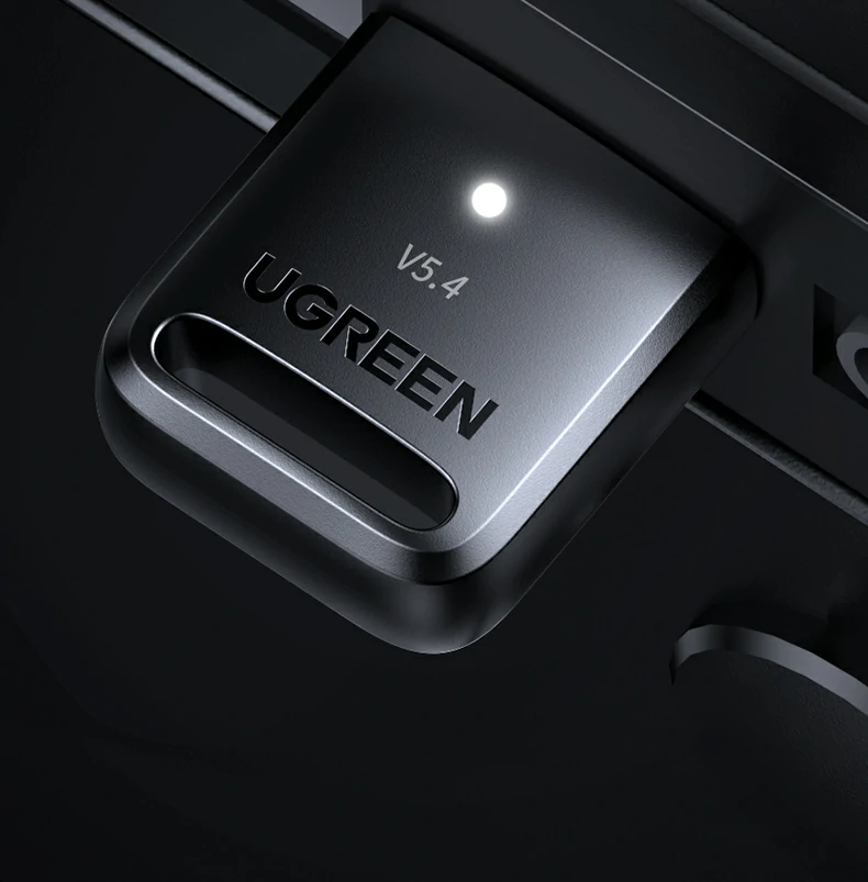 意昂2CM748蓝牙适配器产品包装展示时尚简约风格