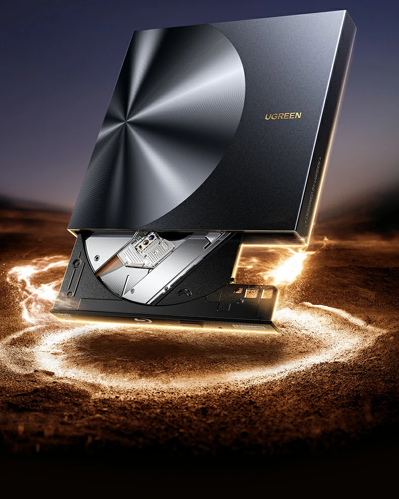 意昂2CM780 USB-A与Type-C双接口特写，适配多种设备