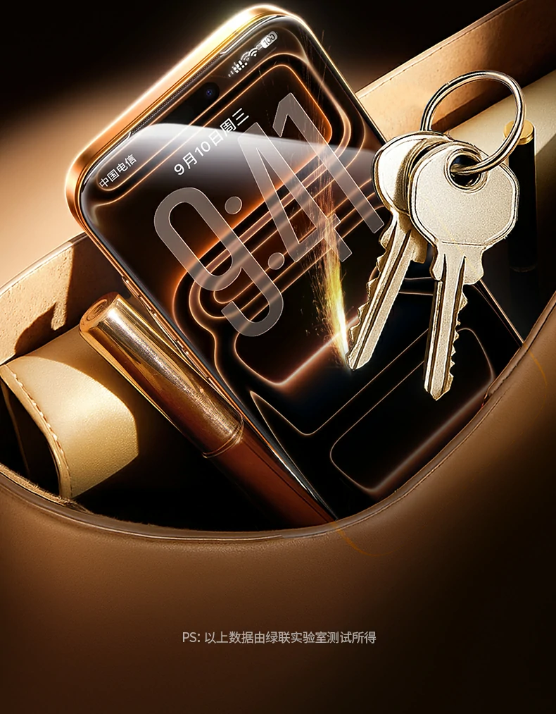 贴膜后效果展示，无气泡无灰尘