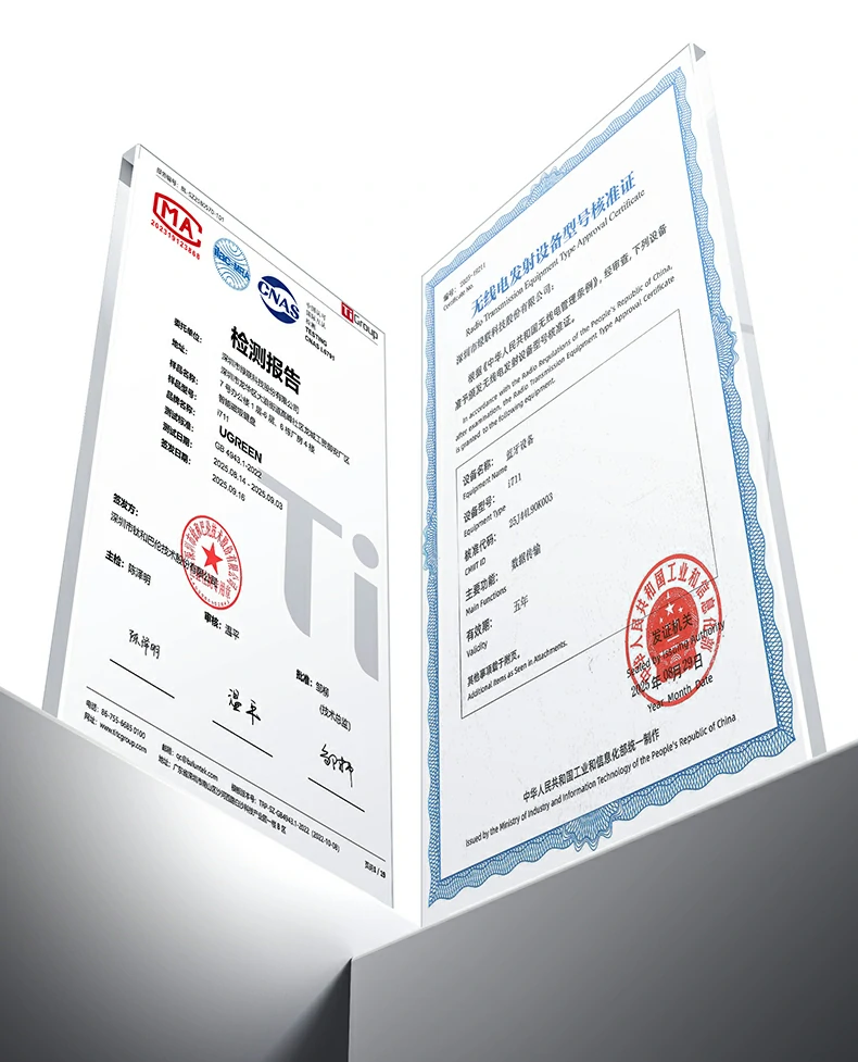 键盘背面强磁阵列吸附iPad底部特写，稳固不脱落