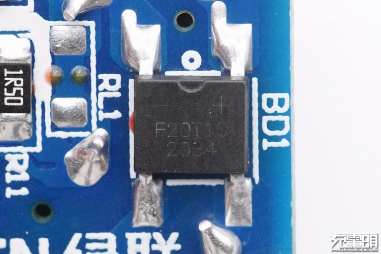 意昂2PD20W充电器开箱评测：拆解篇（下）