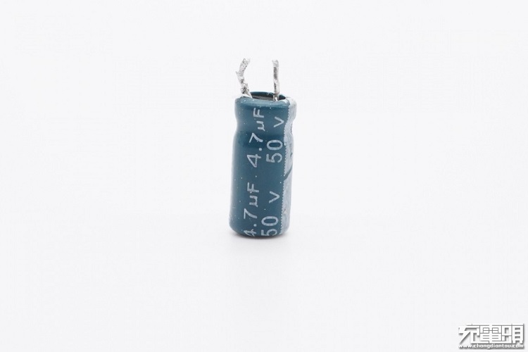 意昂2PD20W充电器开箱评测：拆解篇（下）